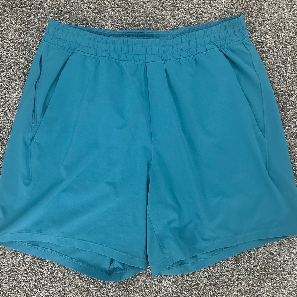 Lululemon Men's Size L Blue Pacebreaker Athletic Shorts 7” No Liner Like New